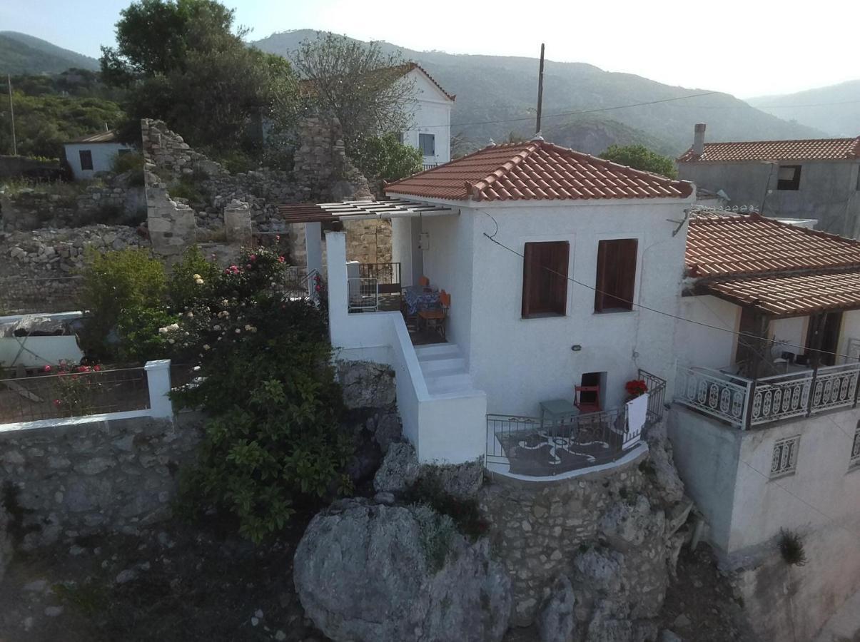 Vila Unique Breathtaking Seaview House Koumeika Exteriér fotografie